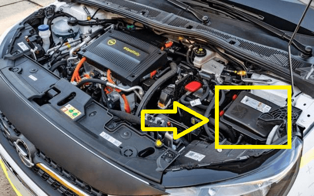 Location of Opel Corsa F fuse box and relays under the hood